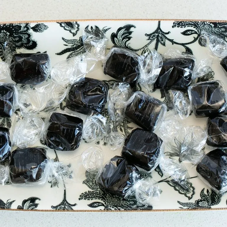 Navinos Liquorice Toffee