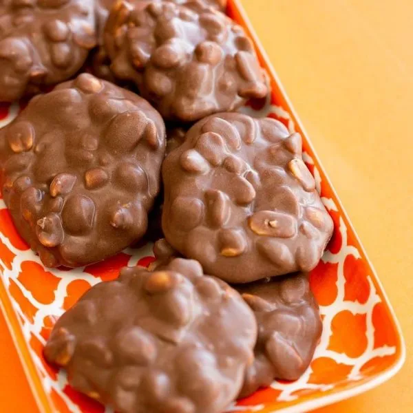 Peanut Clusters
